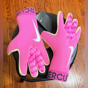 GORGEOUS NIKE Goalkeeper Soccer Elite Mercury Gloves, size 9!!!